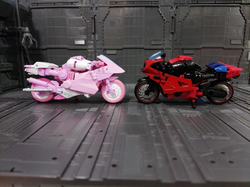 Image Of Transformers Legacy Evolution Erial & Dion War Dawn 2 Pack  (9 of 12)